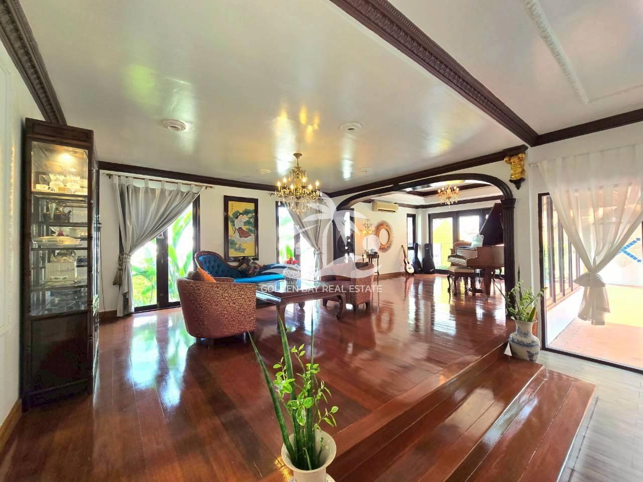 1 (18) C’est Palai – Jomtien