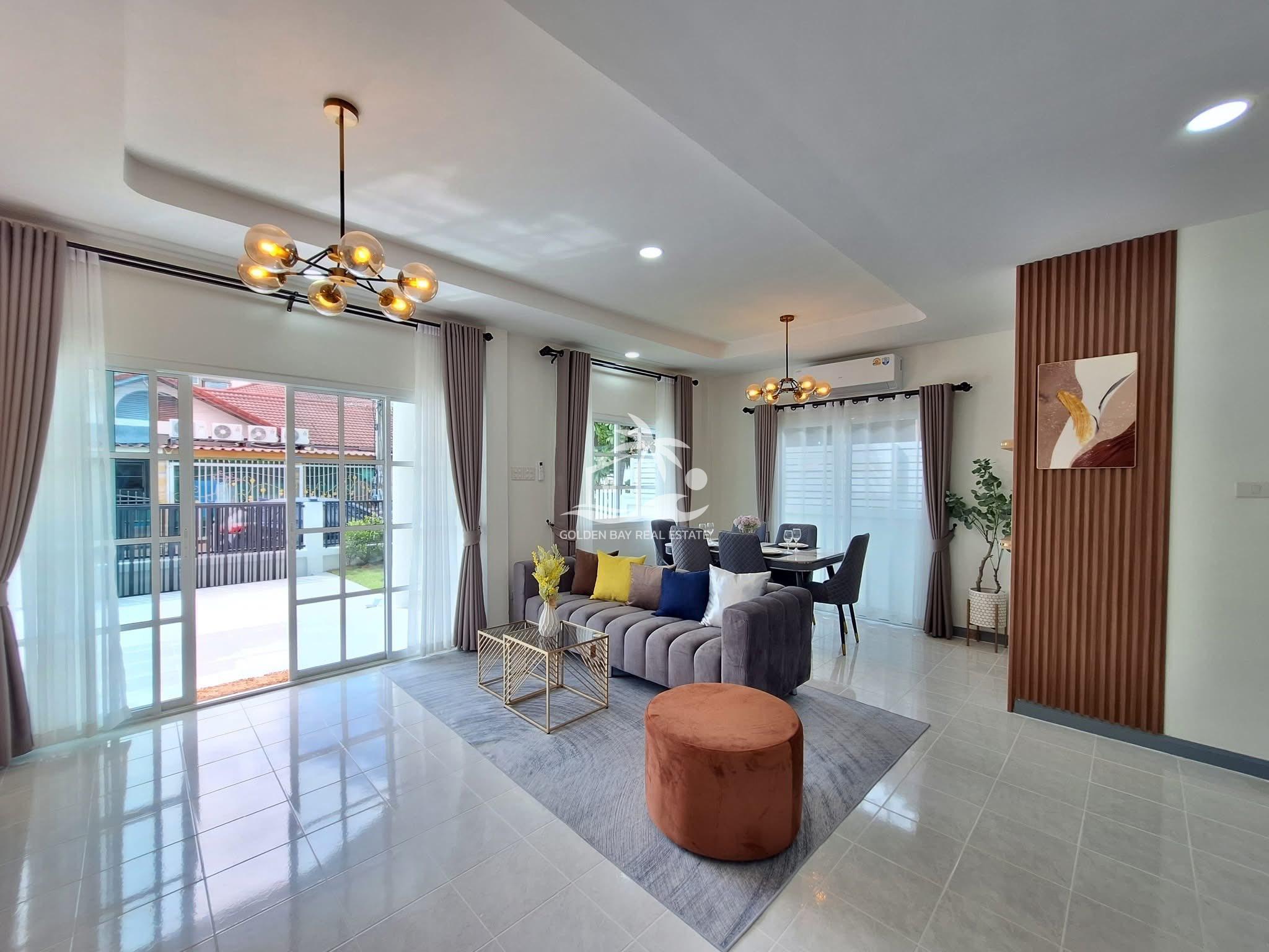 1 (2) Eakmongkol Village 3 – East Pattaya