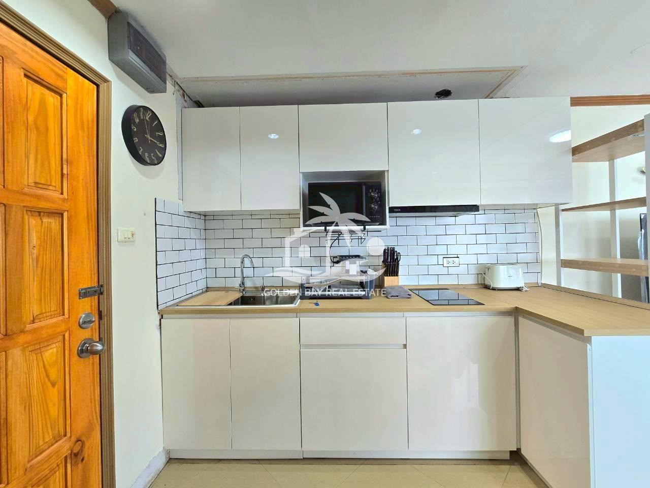 1 (20) Jomtien Thip – Jomtien