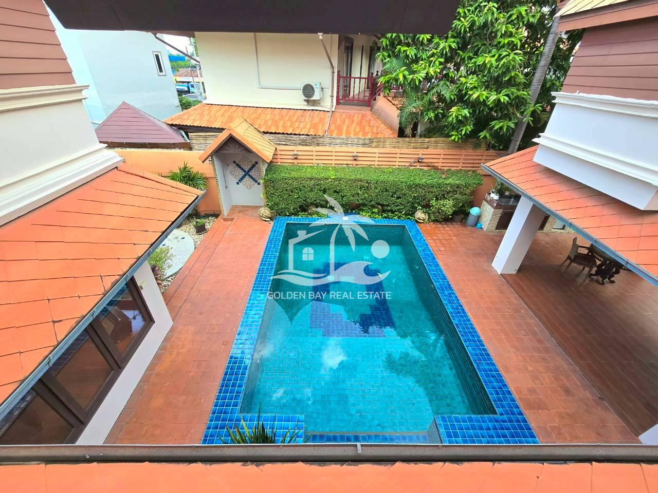 1 (31) C’est Palai – Jomtien