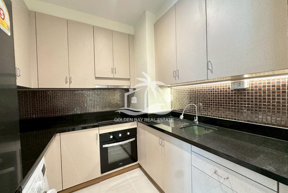Diamond Suites – Pratumnak Hill