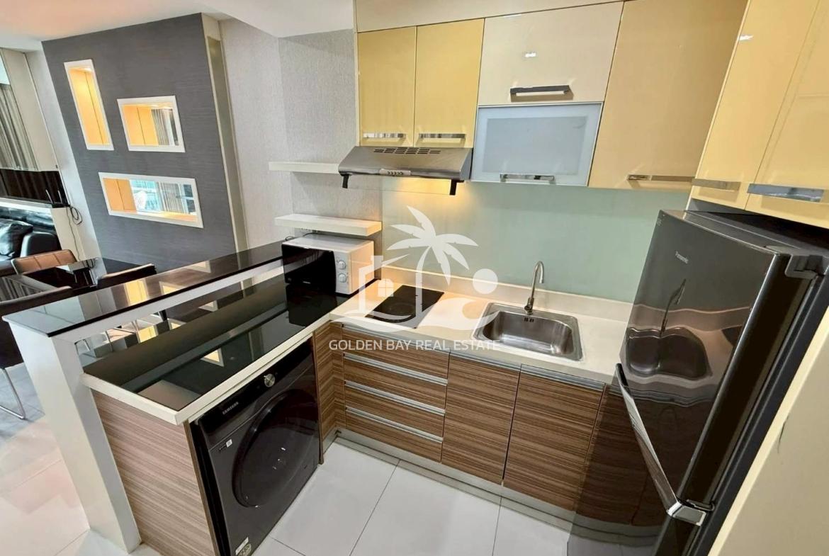 Apus – Pattaya City