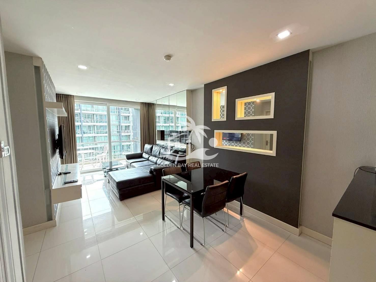 13 Apus – Pattaya City