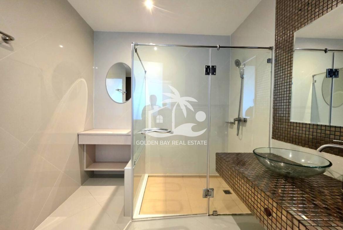 Diamond Suites – Pratumnak Hill
