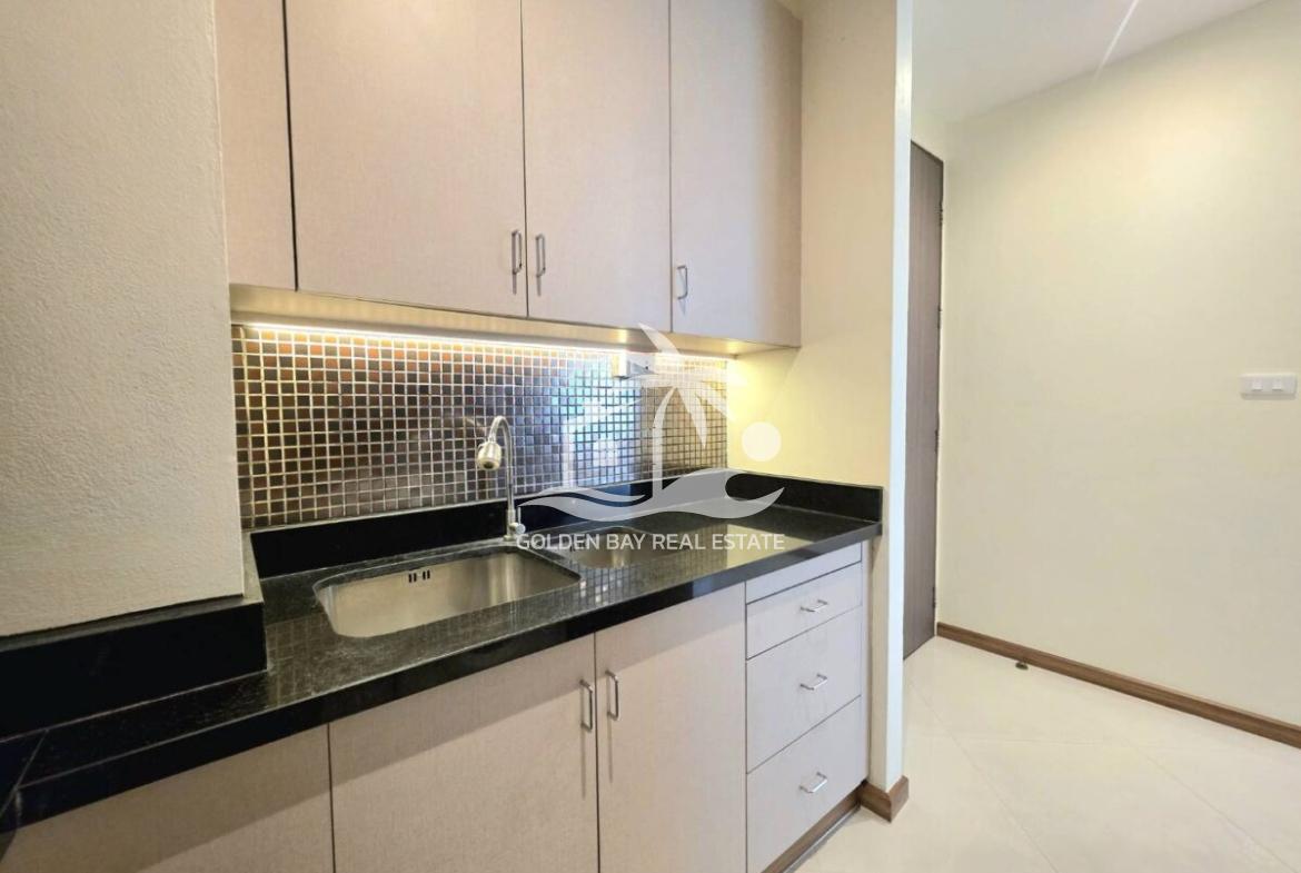 Diamond Suites – Pratumnak Hill