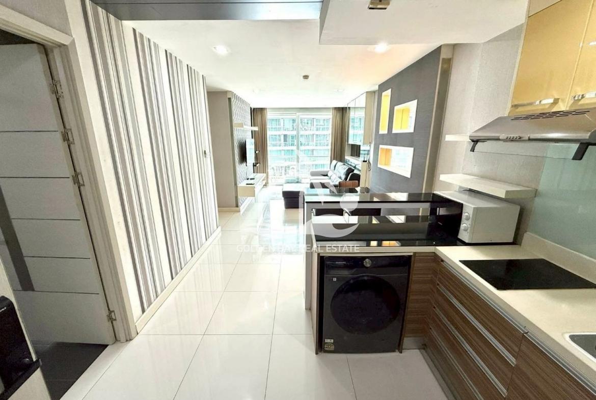 Apus – Pattaya City