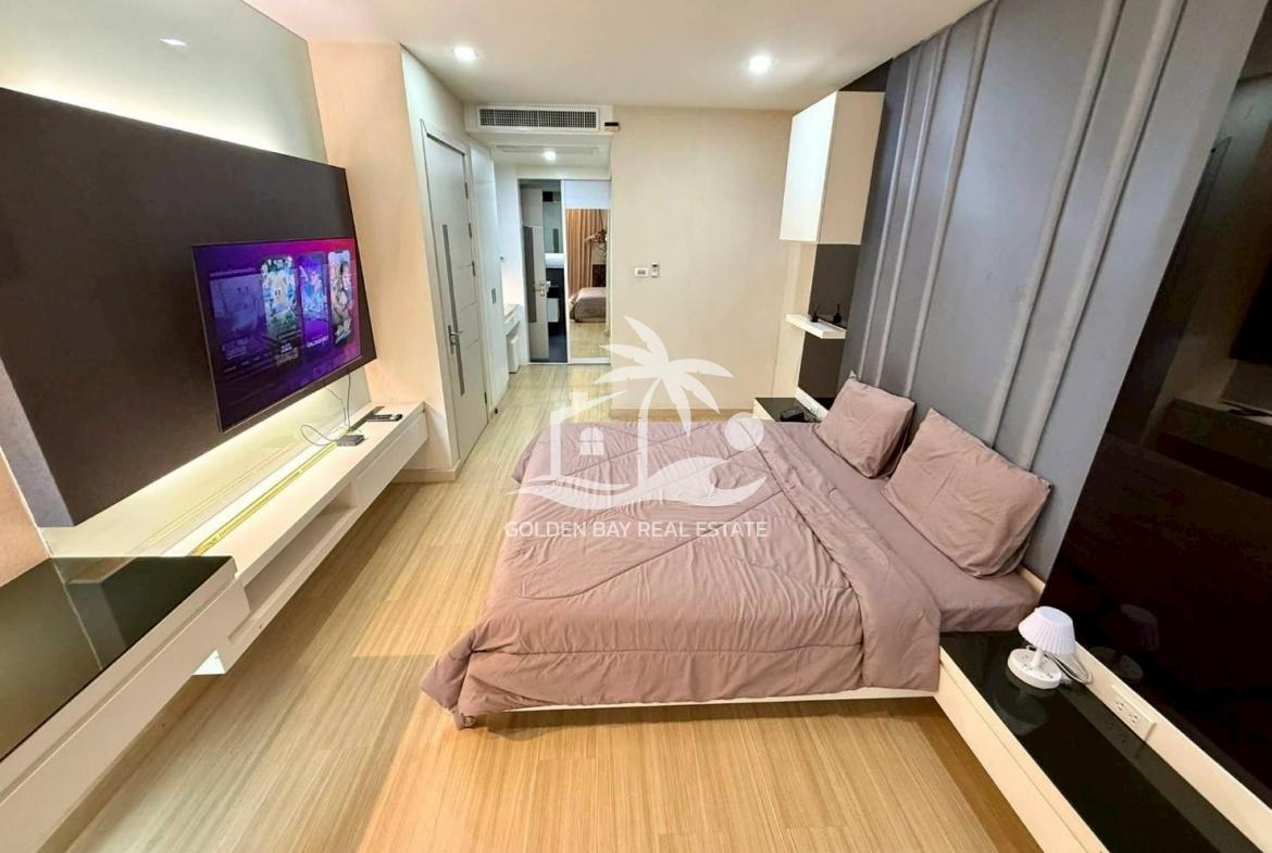 Apus – Pattaya City