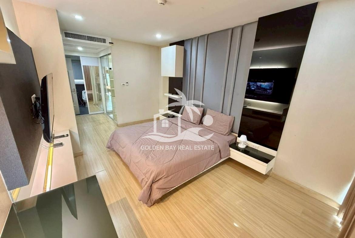 Apus – Pattaya City