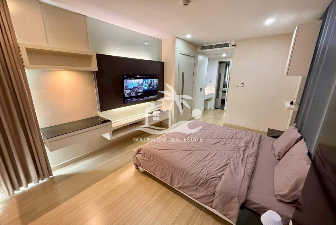 Apus – Pattaya City