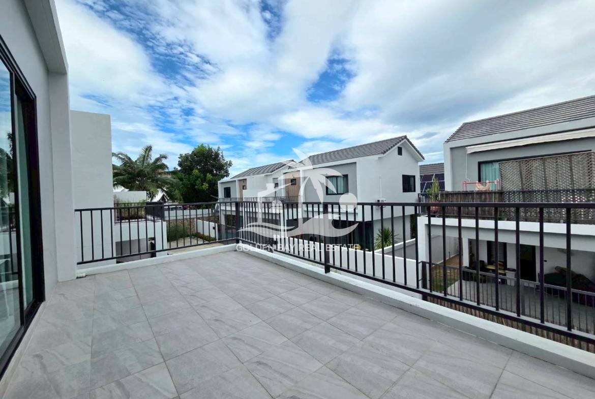 Hivery Pool Villa 1 – East Pattaya