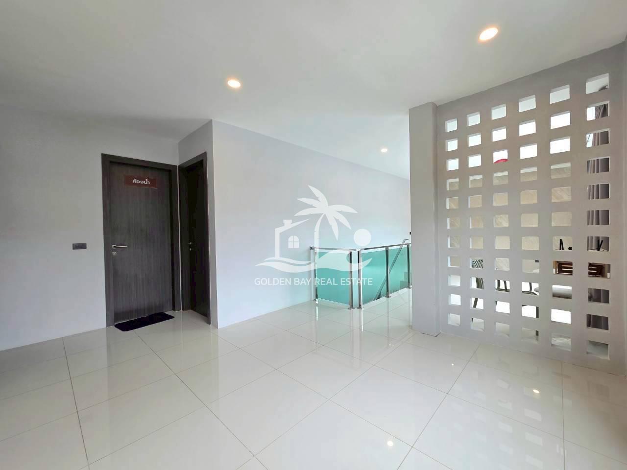Hivery Pool Villa 1 – East Pattaya
