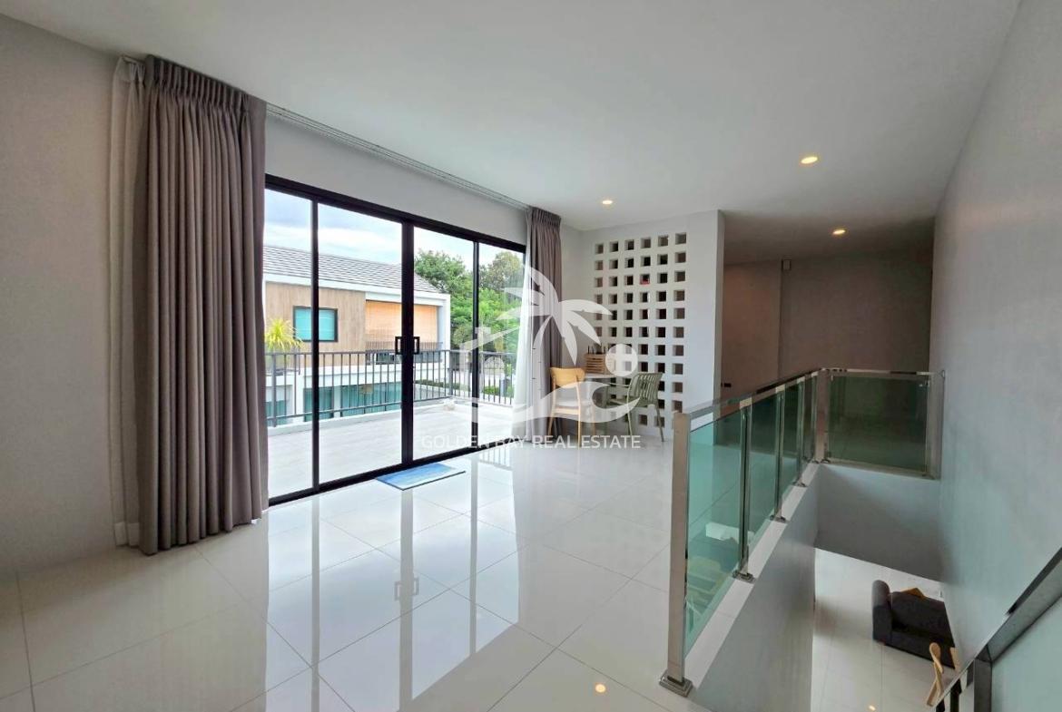 Hivery Pool Villa 1 – East Pattaya