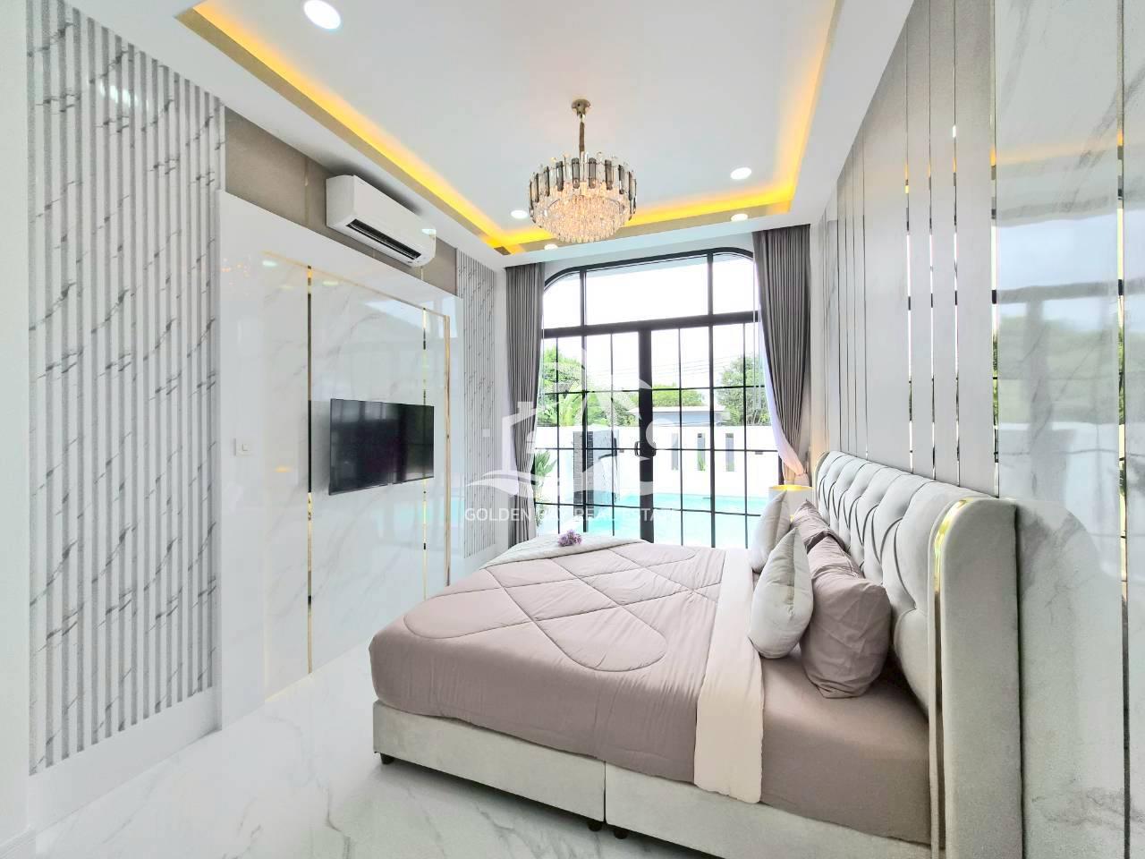 LINE_ALBUM_3222 6.9 mb_251009_15 Private pool villa Mabprachan – East Pattaya