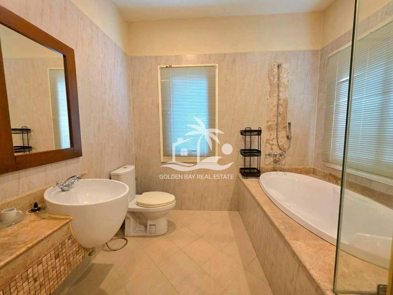 Silk Road Place – East Pattaya