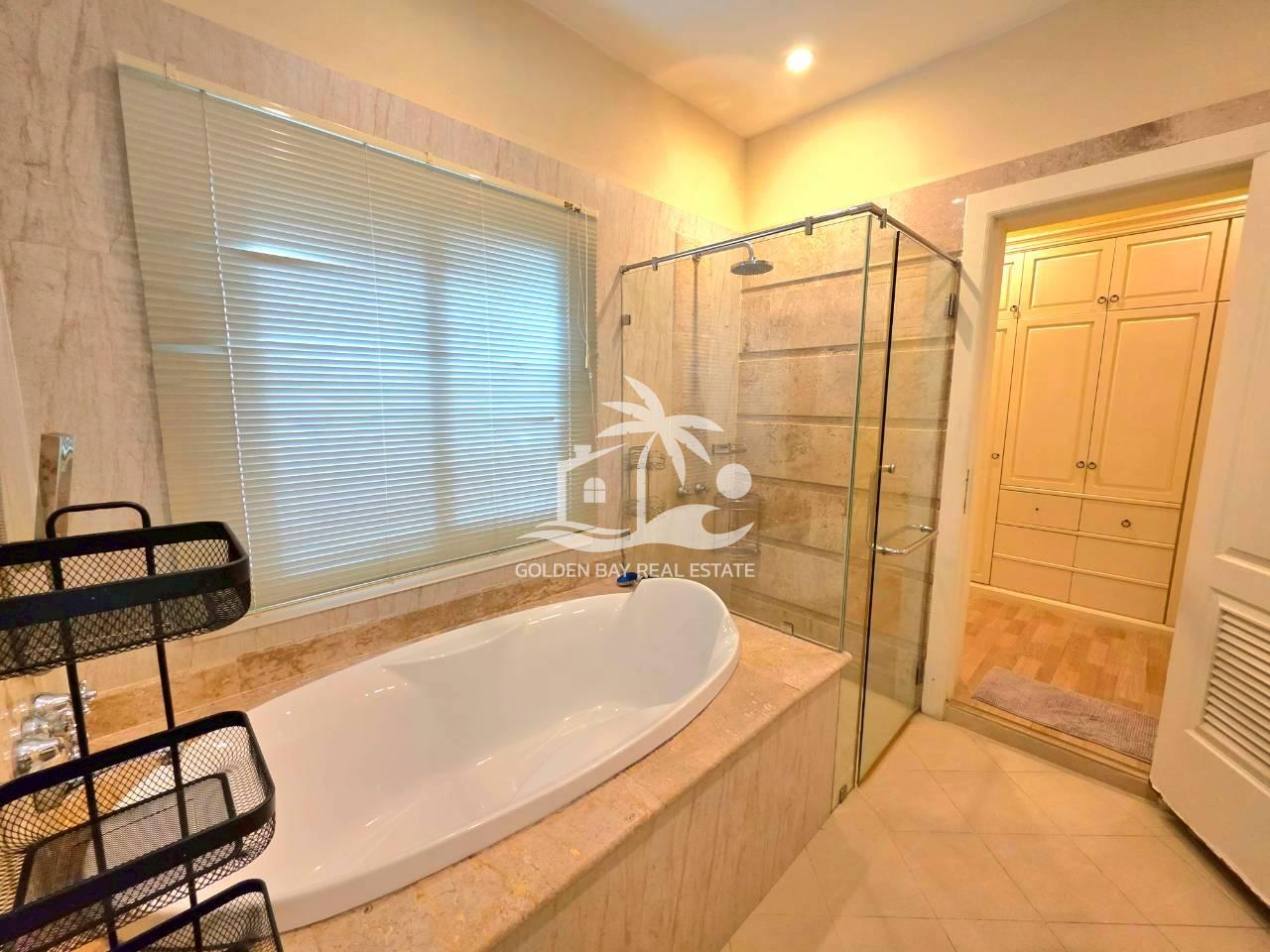 Silk Road Place – East Pattaya