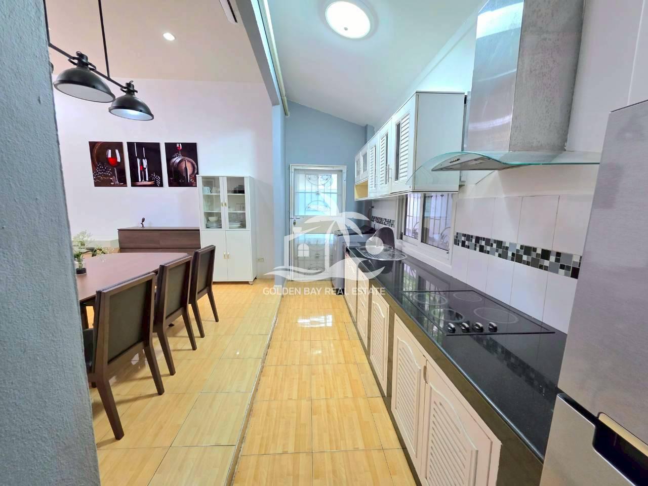 Private Pool Villa Thappraya Soi 15 – Pratumnak Hill