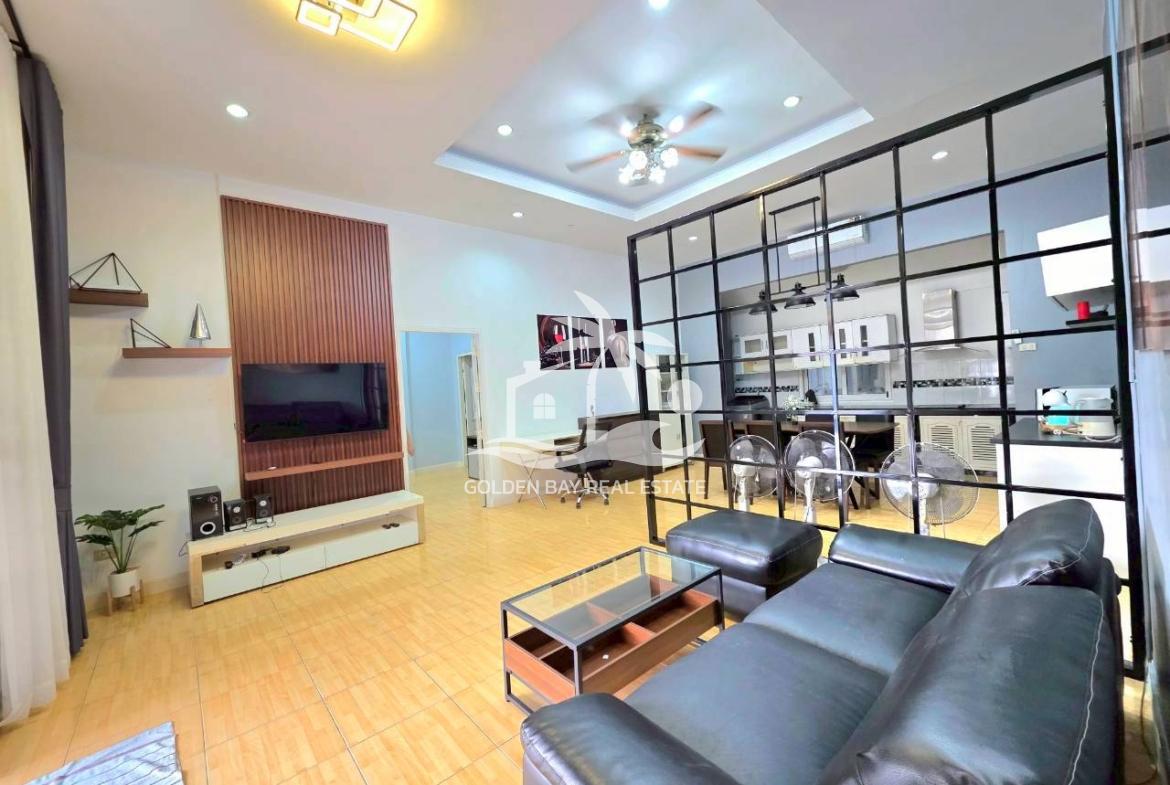 Private Pool Villa Thappraya Soi 15 – Pratumnak Hill