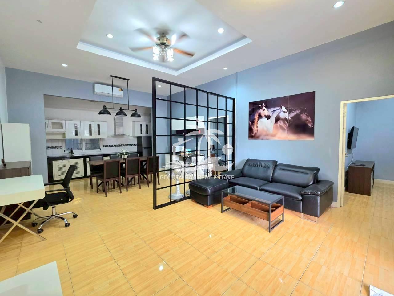 Private Pool Villa Thappraya Soi 15 – Pratumnak Hill