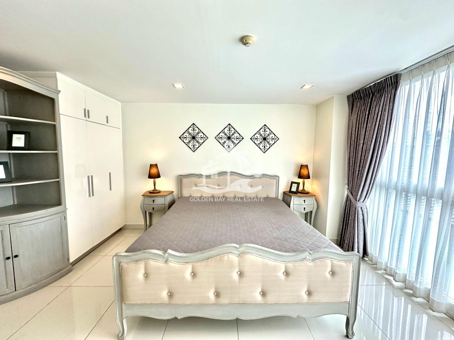 1 (11) Park Royal 3 – Pratumnak Hill
