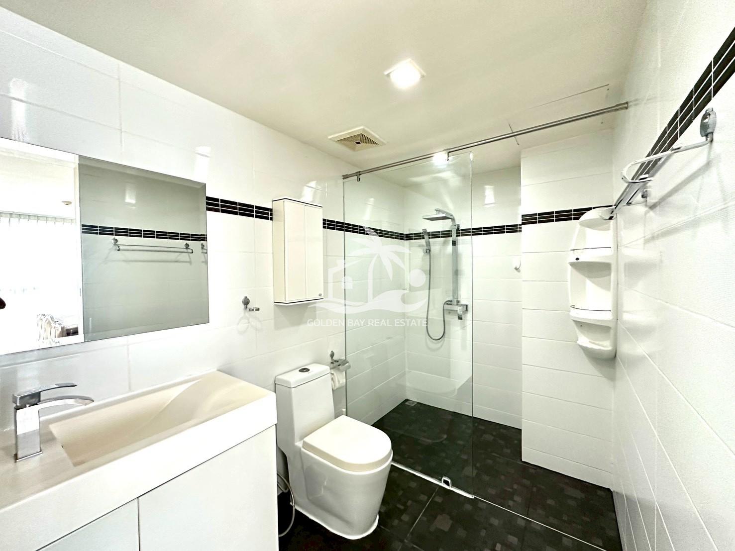1 (12) Park Royal 3 – Pratumnak Hill
