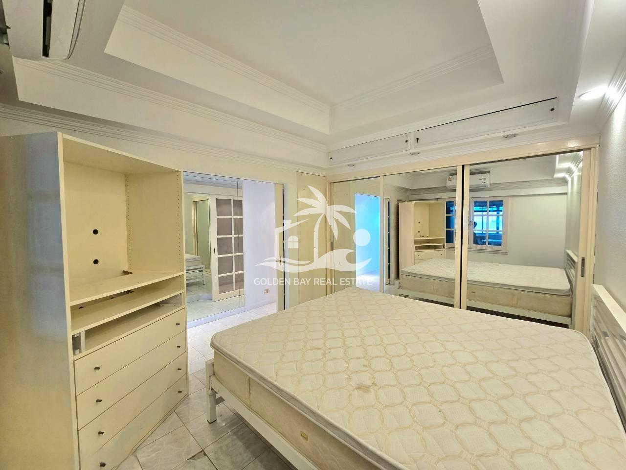 Jomtien Complex – Jomtien