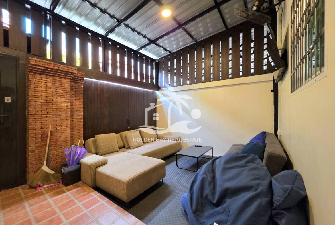 Town House Soi Kasetsin 1 – Pratumnak Hill
