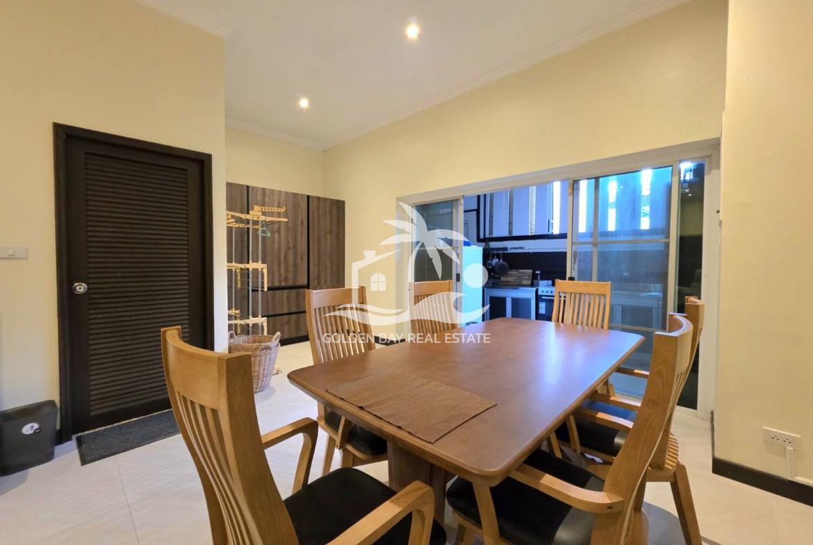 Town House Soi Kasetsin 1 – Pratumnak Hill
