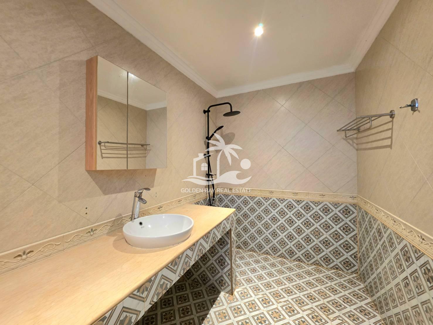 Town House Soi Kasetsin 1 – Pratumnak Hill