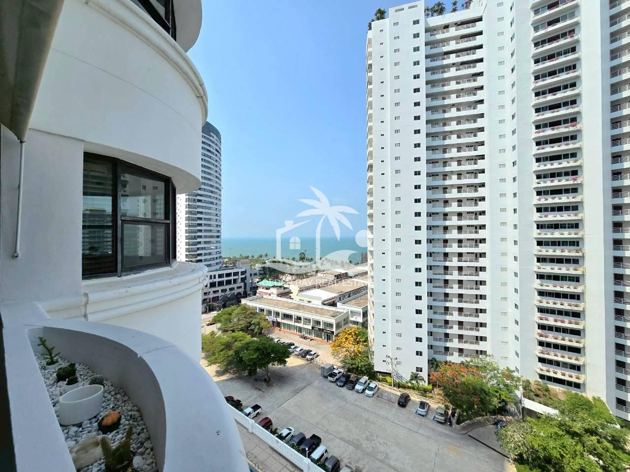 Jomtien Complex – Jomtien