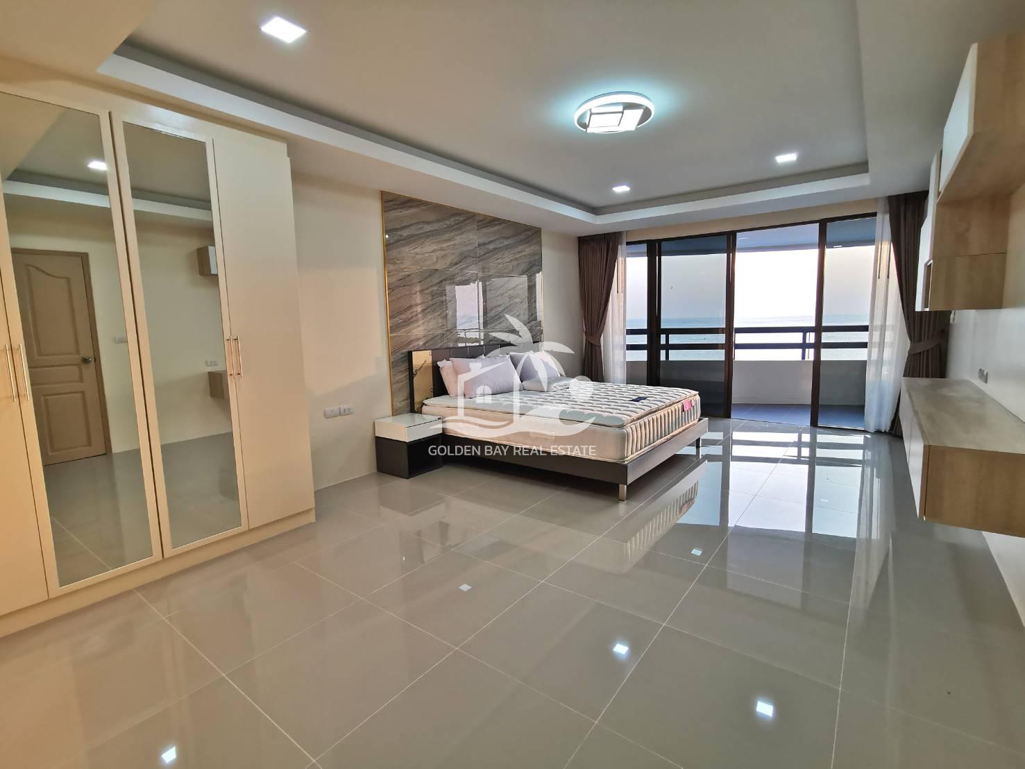Jomtien Plaza – Jomtien