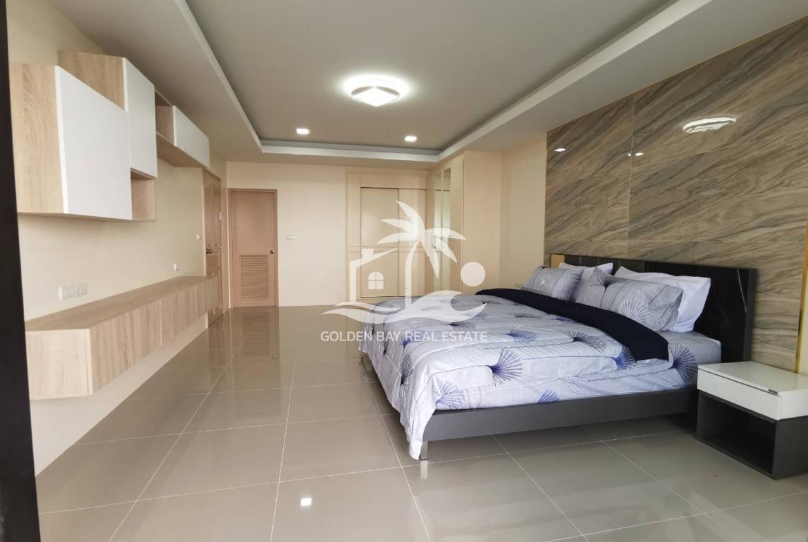 Jomtien Plaza – Jomtien