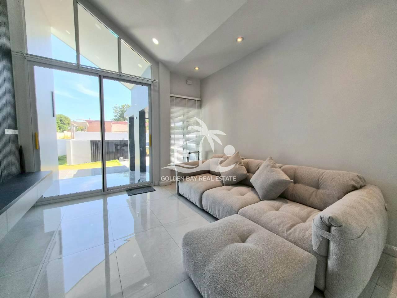 Private Pool Villa Mabprachan Lake – East Pattaya