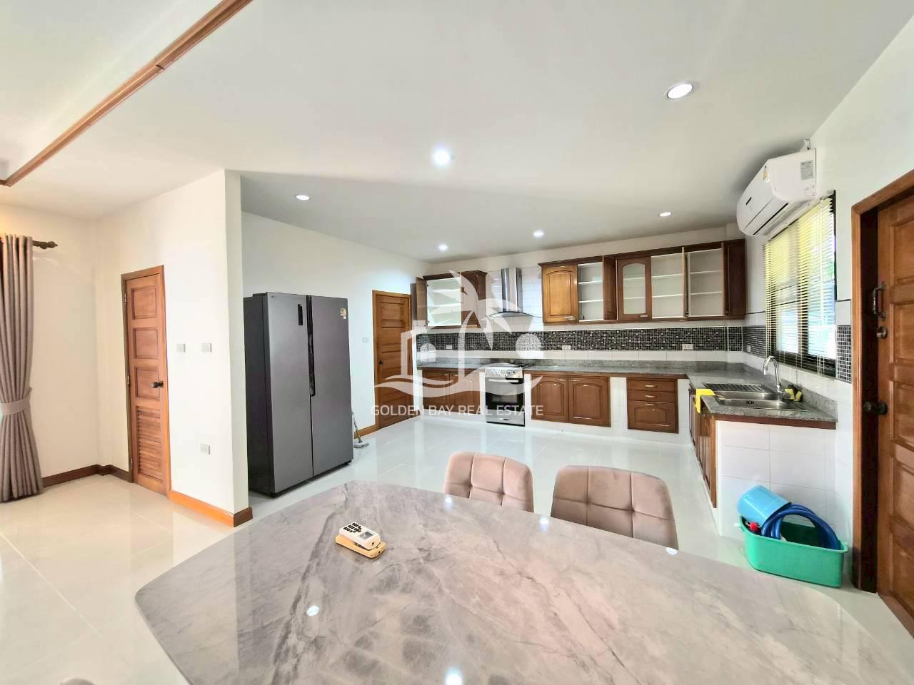 Private Pool Villa Mabprachan Lake – East Pattaya