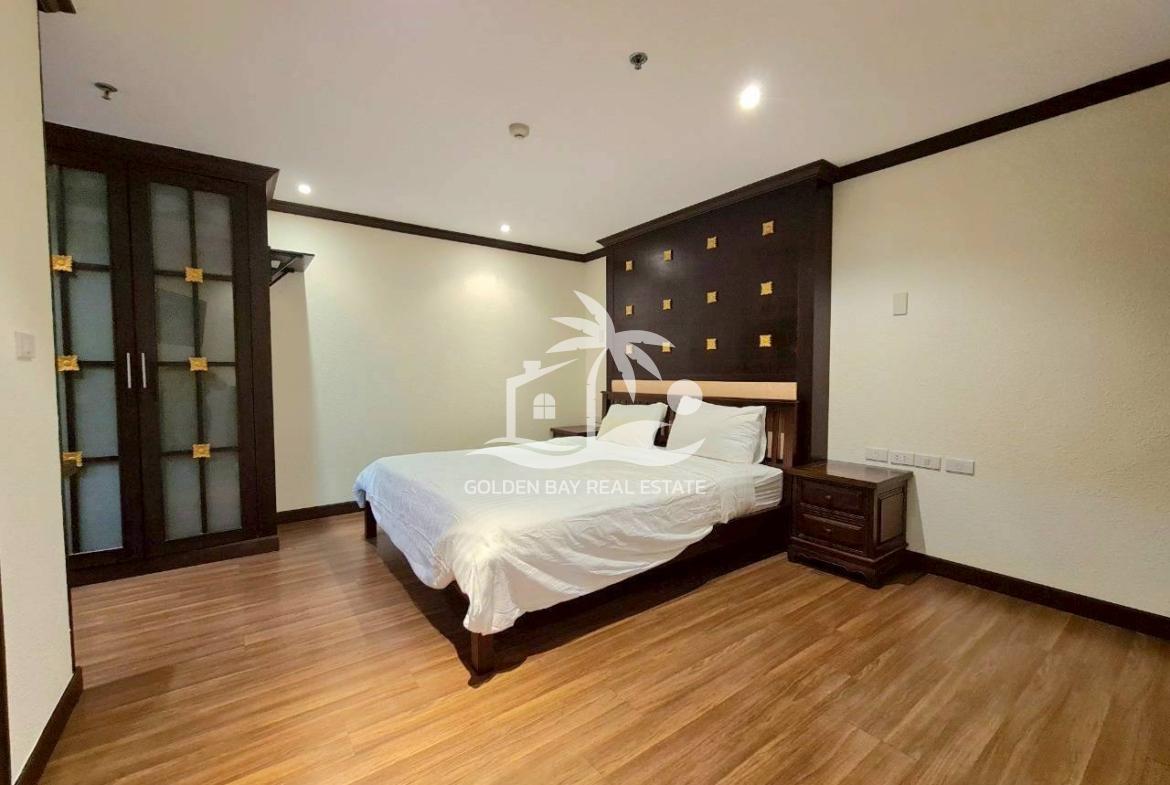 Nirvana Place – Pratumnak Hill