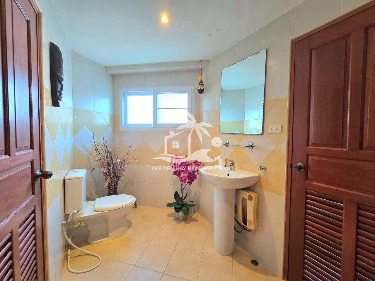 Ruamchok Condo View 2 – Pratumnak Hill