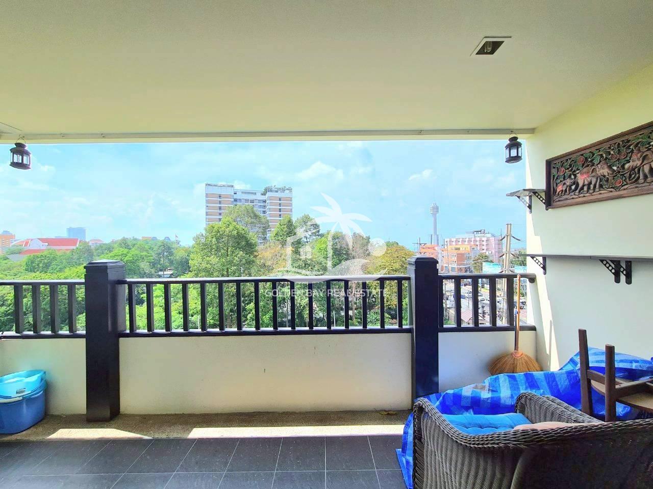 Nirvana Place – Pratumnak Hill