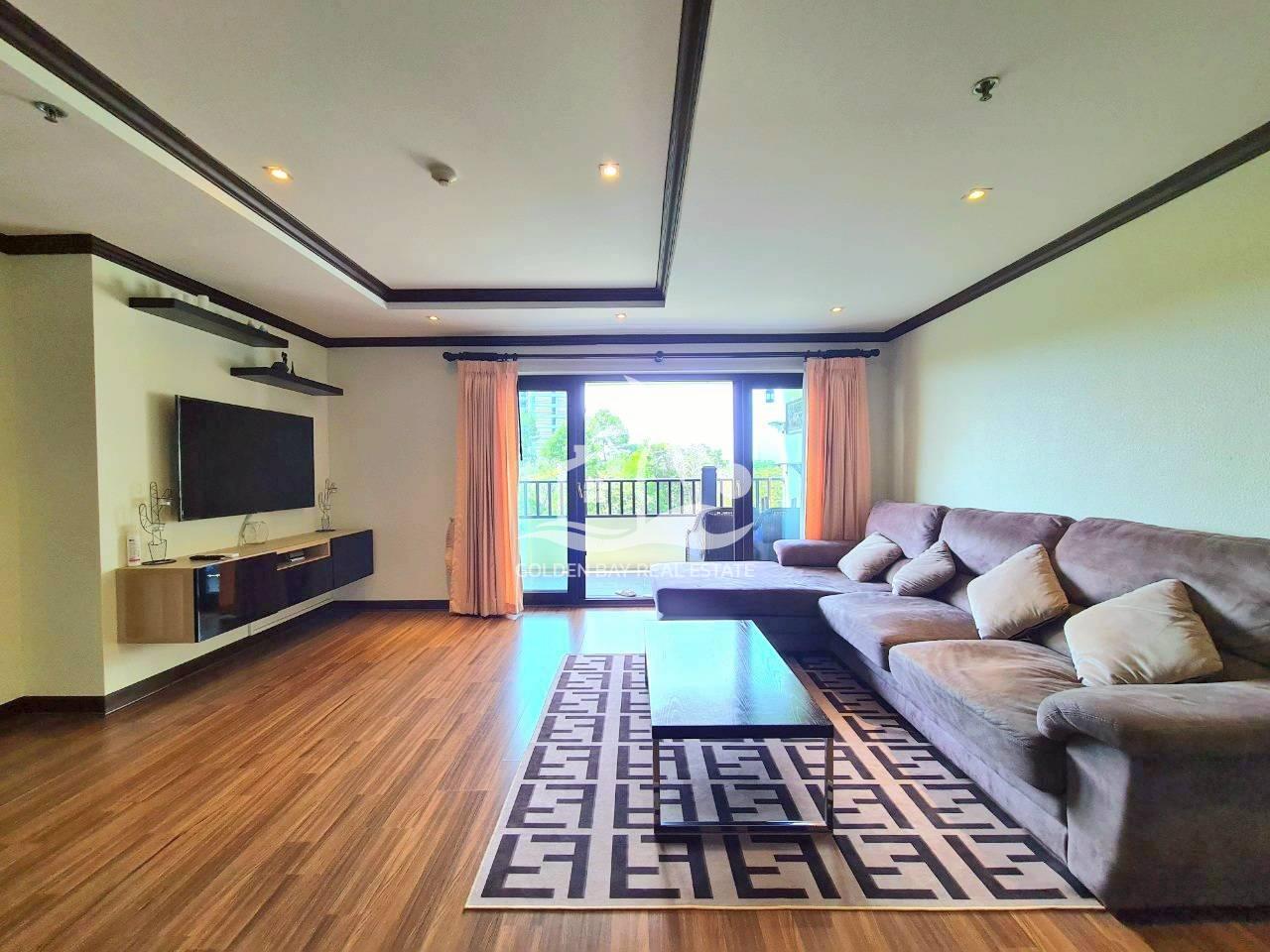 Nirvana Place – Pratumnak Hill