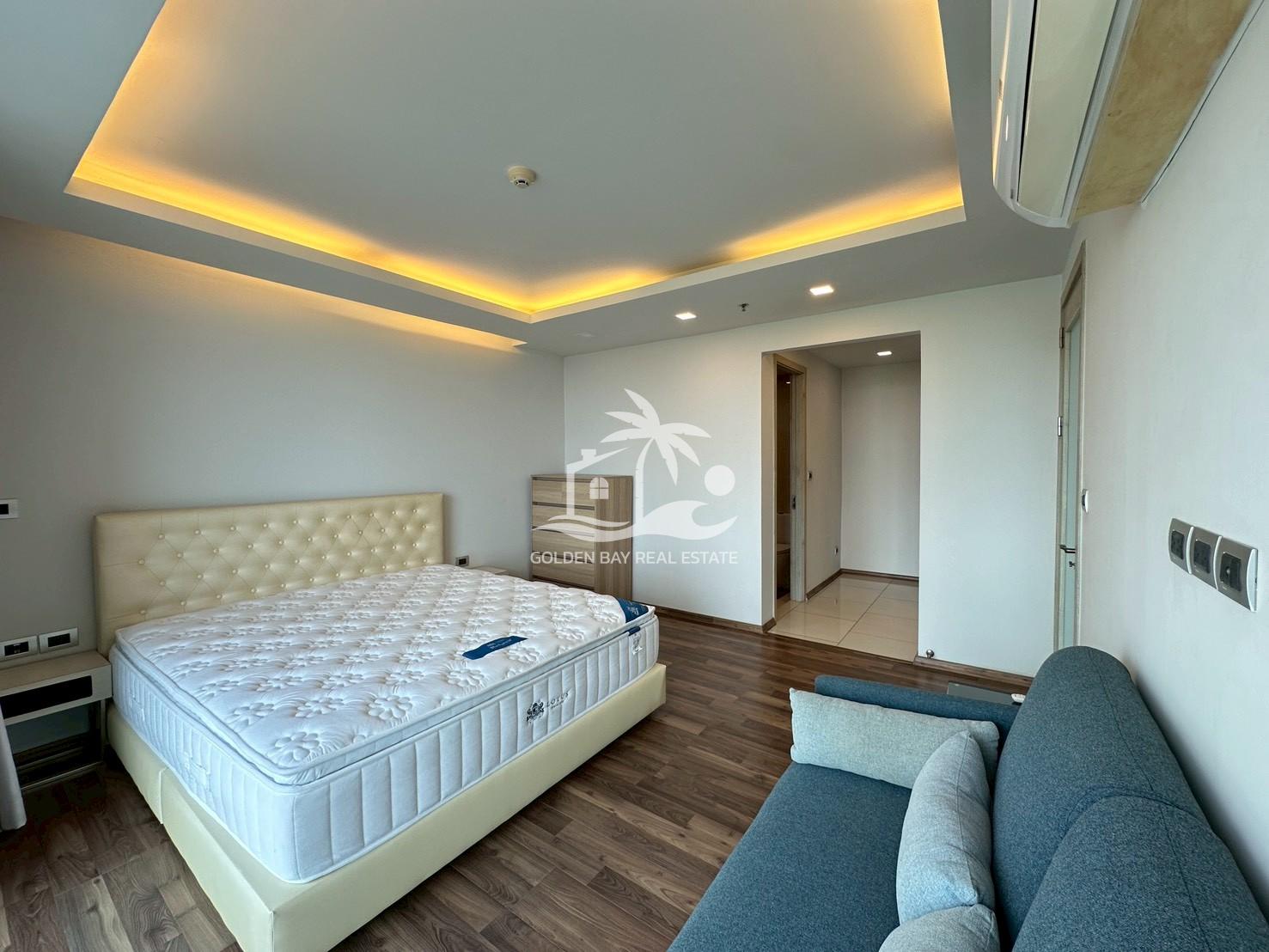 1 (19) The Peak Tower – Pratumnak Hill