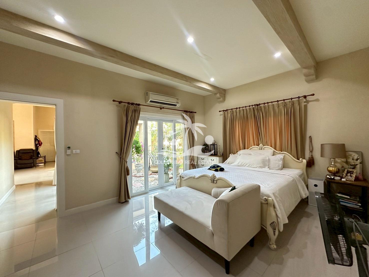 1 (21) Silk Road Place – East Pattaya