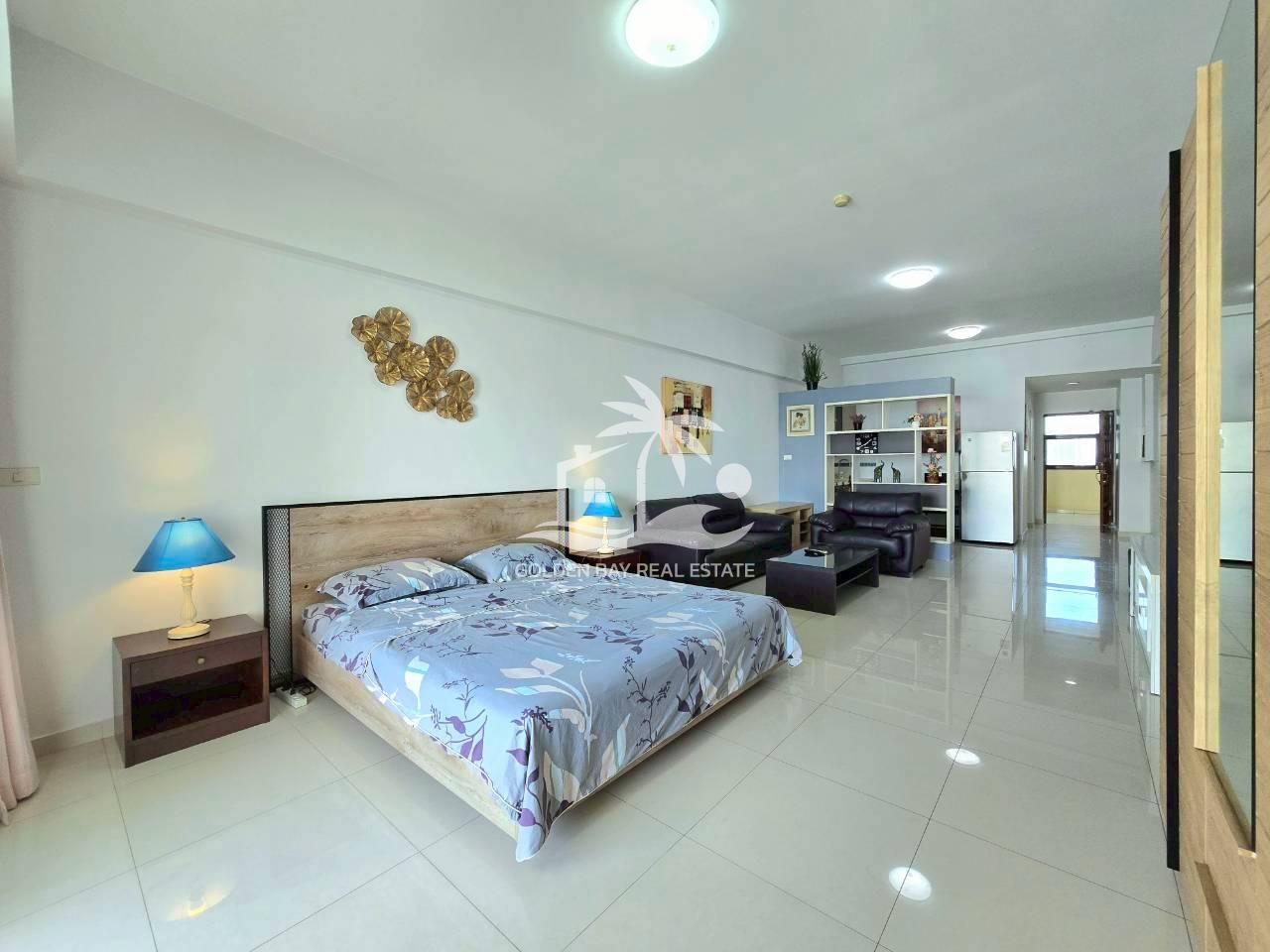 1 (24) Jomtien Complex – Jomtien