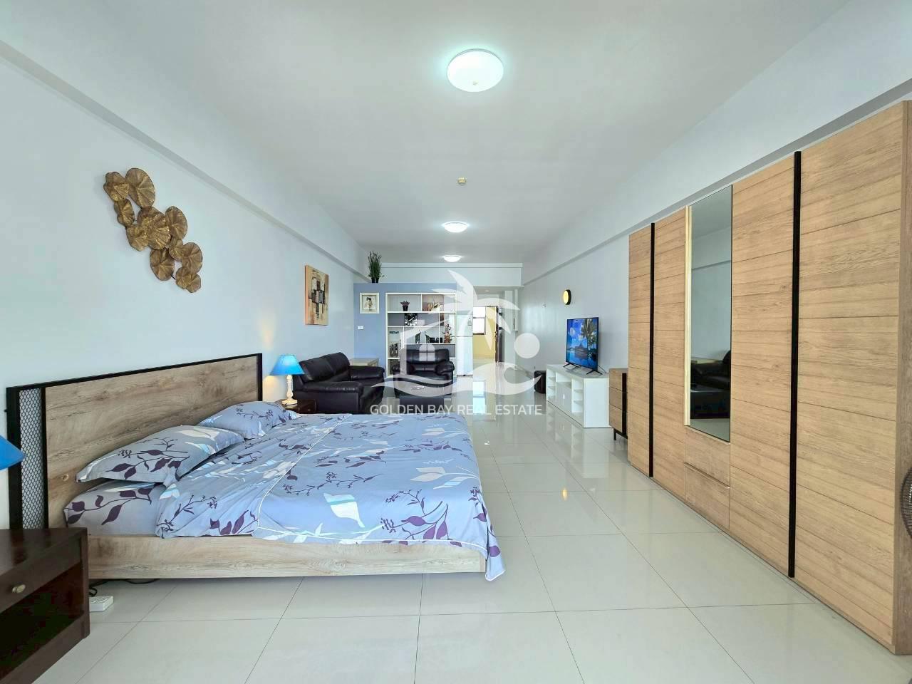1 (25) Jomtien Complex – Jomtien