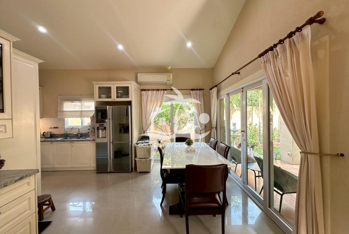 Silk Road Place – East Pattaya