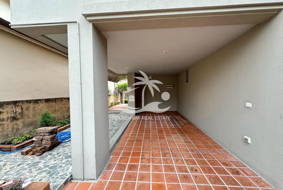 Silk Road Place – East Pattaya