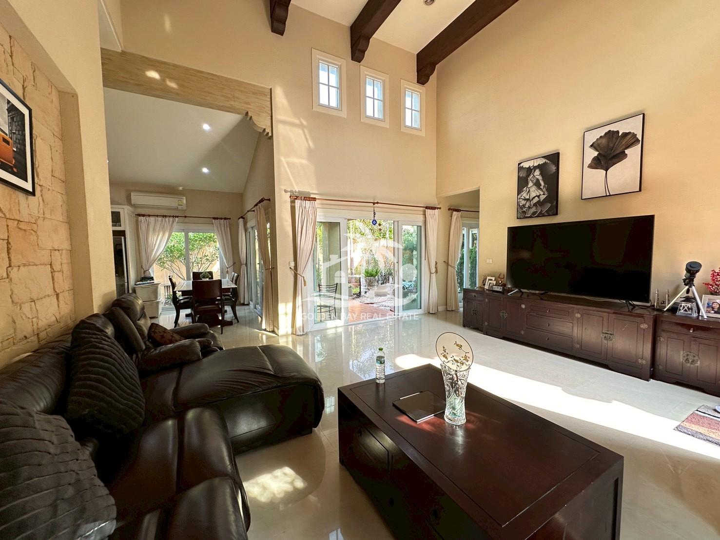 1 (29) Silk Road Place – East Pattaya