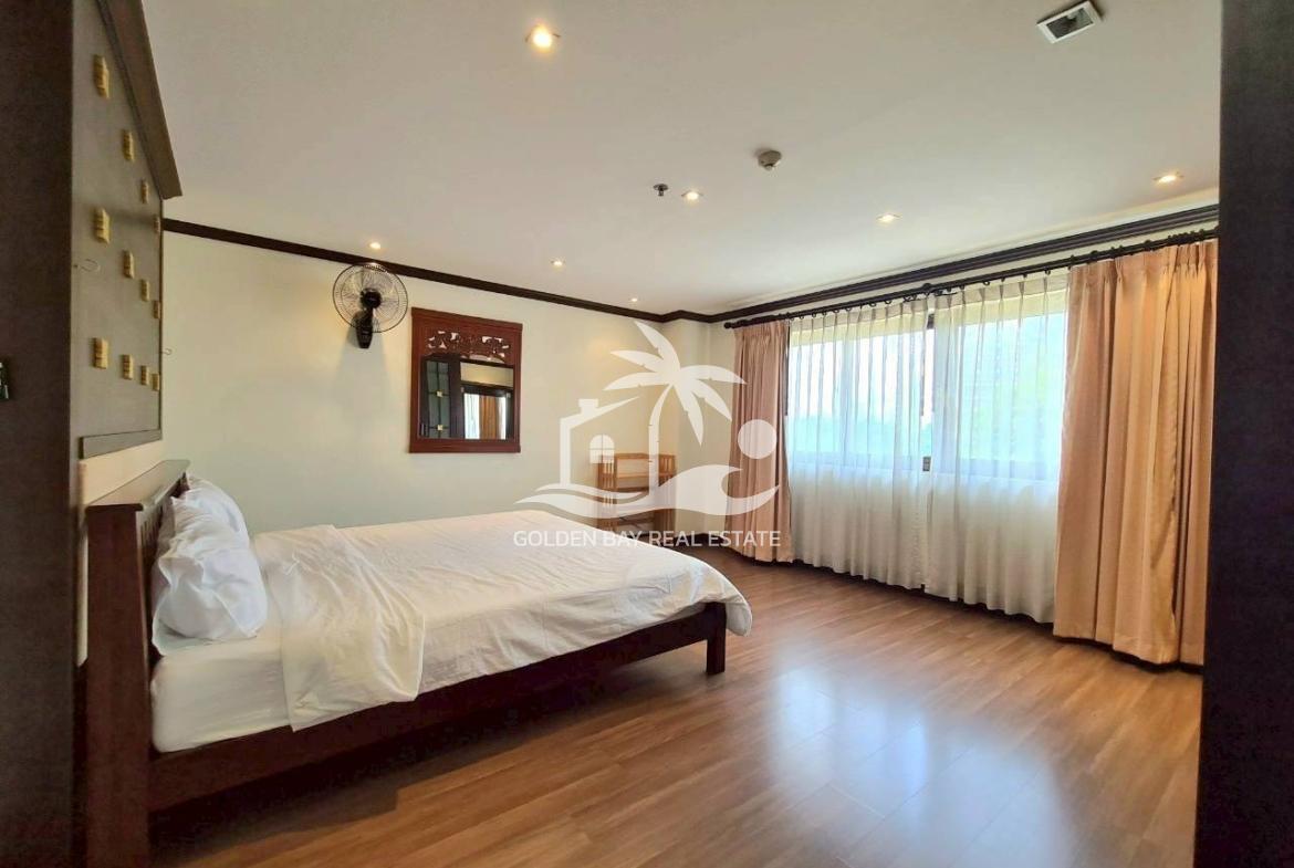 Nirvana Place – Pratumnak Hill