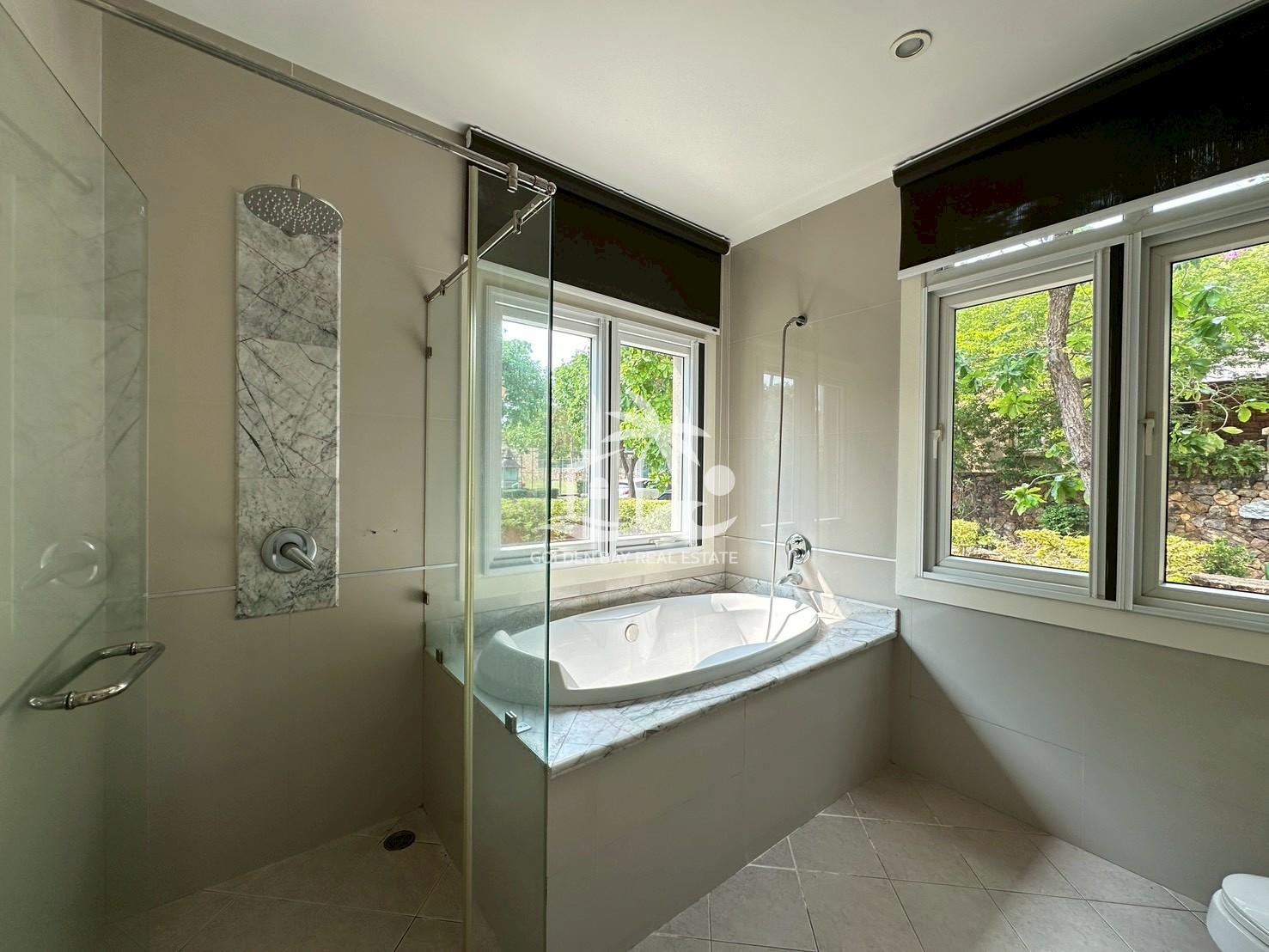 Silk Road Place – East Pattaya