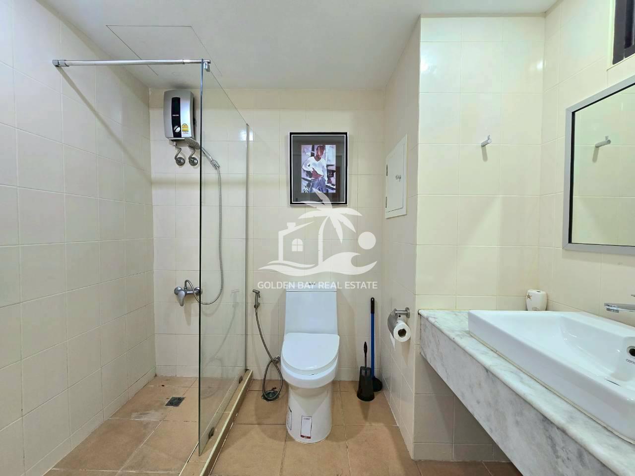 1 (9) Jomtien Complex – Jomtien