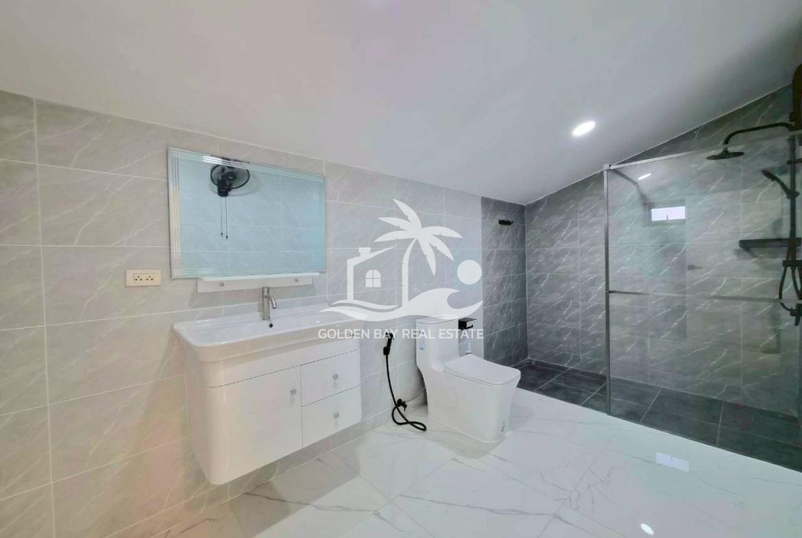 Private House near Mabprachan Lake – East Pattaya
