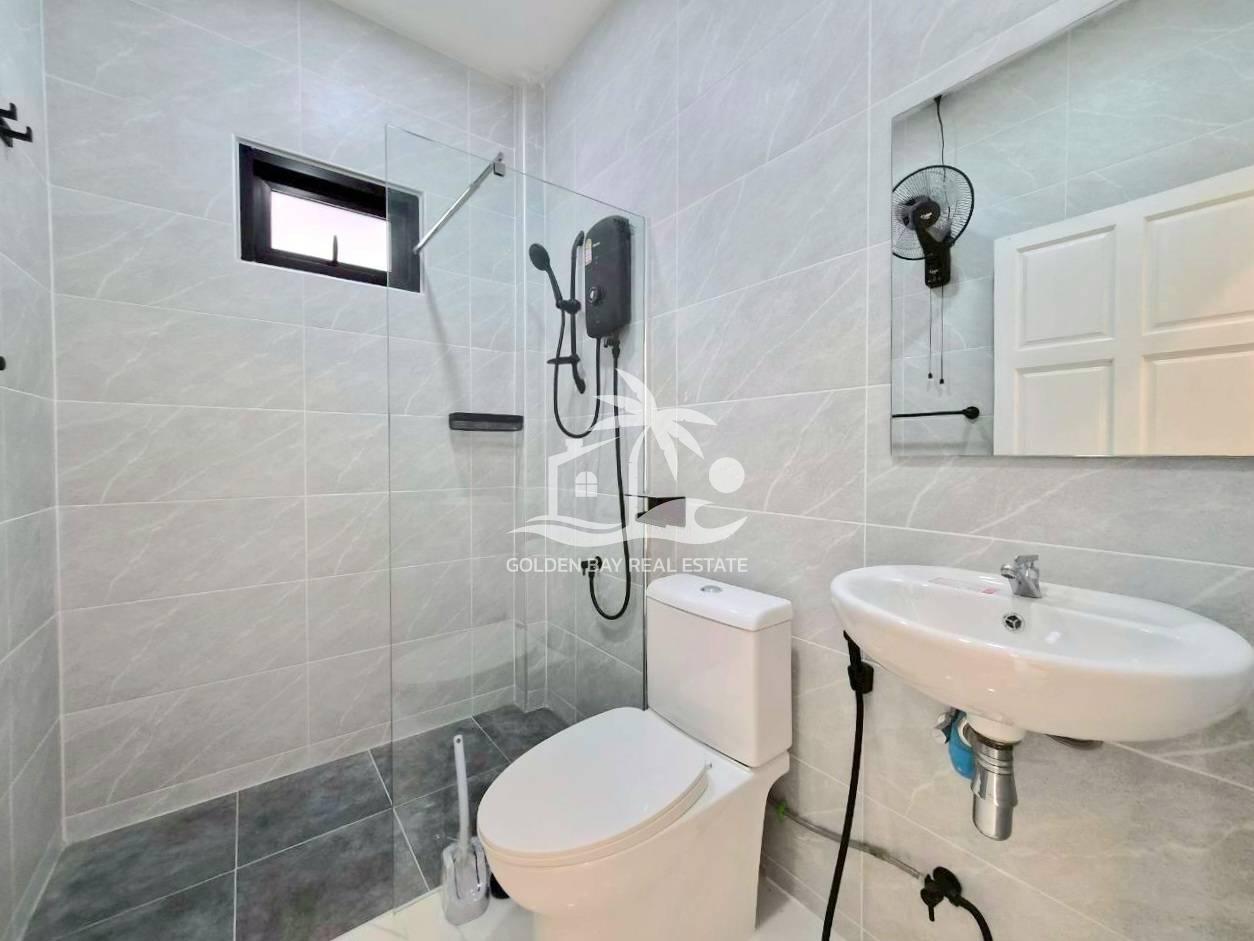 Private House near Mabprachan Lake – East Pattaya