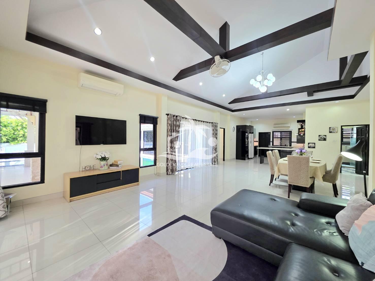 Baan Dusit Pattaya Lake – Baan Amphur